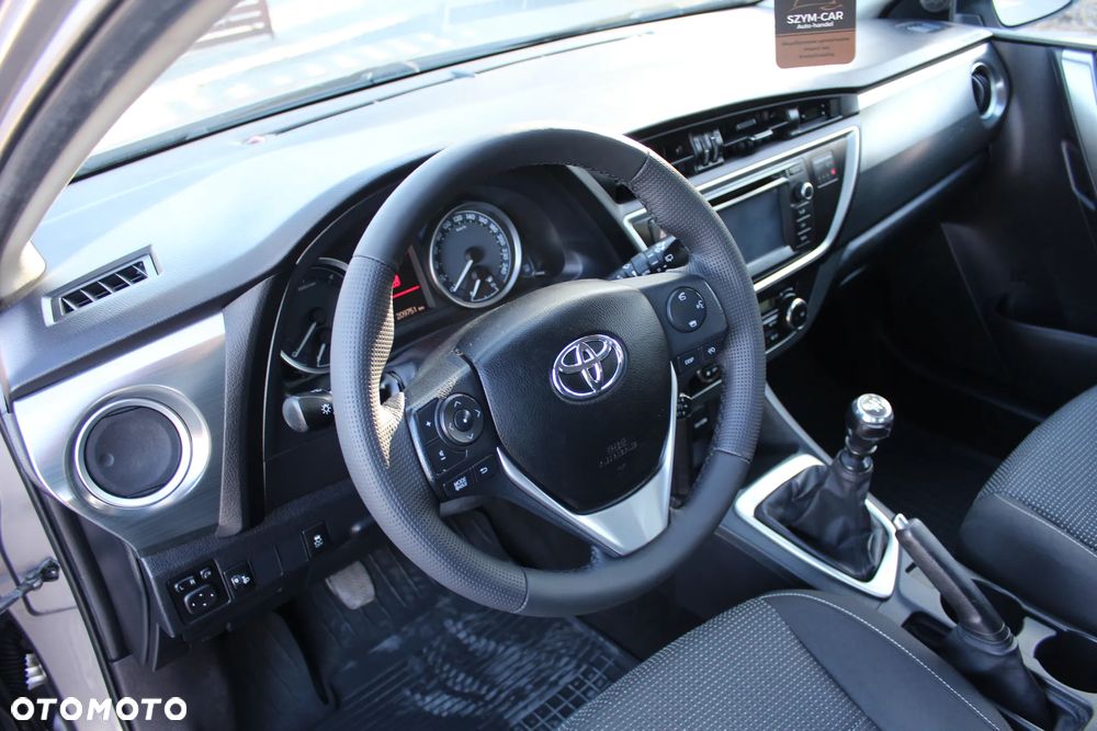 Toyota Auris 2.0 D-4D Premium - 14