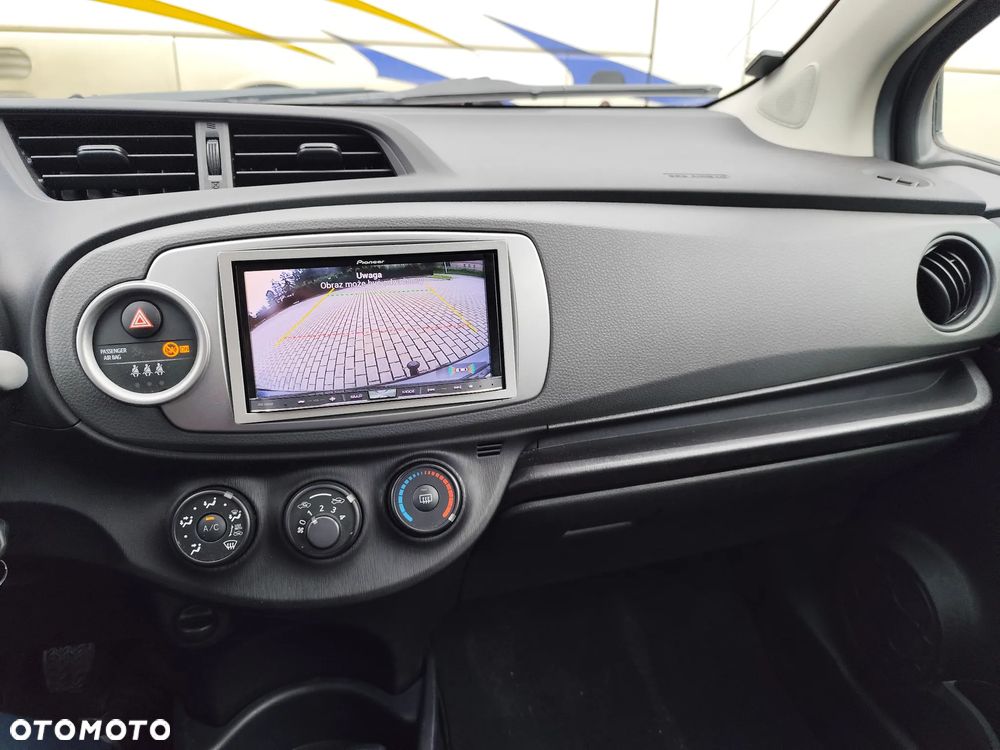 Toyota Yaris 1.33 Active EU6 - 8