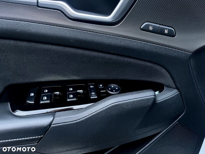 Kia Sportage 1.6T-GDI AWD GT-Line - 25