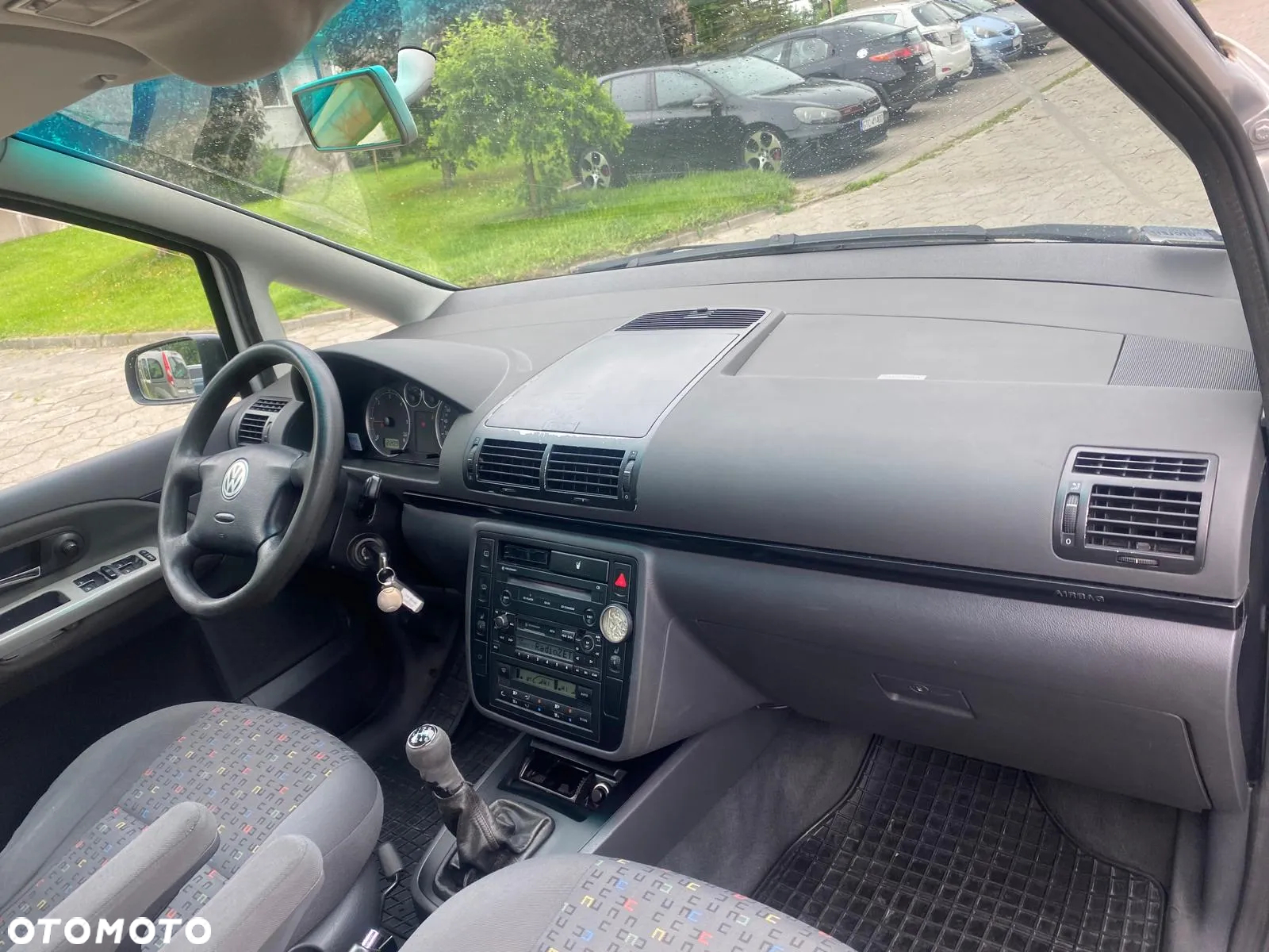 Volkswagen Sharan 1.9 TDI Basis - 10