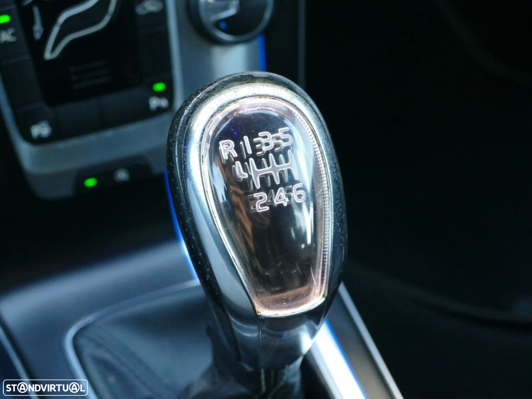Volvo V40 2.0 D2 R-Design Momentum - 20