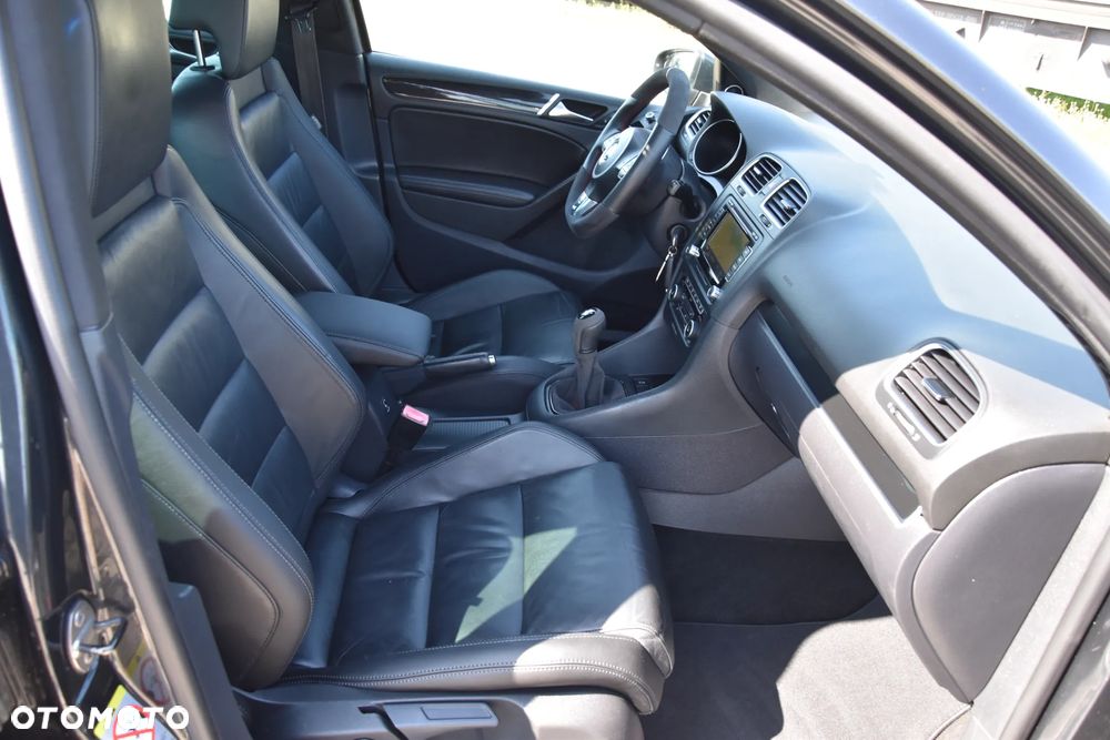 Volkswagen Golf - 15