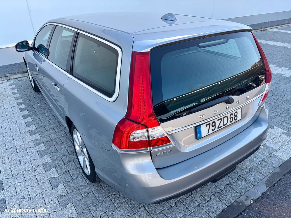 Volvo V70 1.6 D2 Momentum - 2