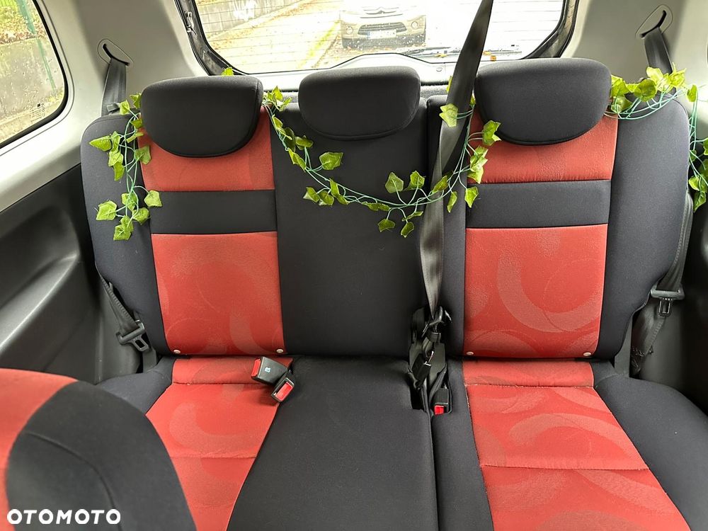 Hyundai Getz 1.1 - 16