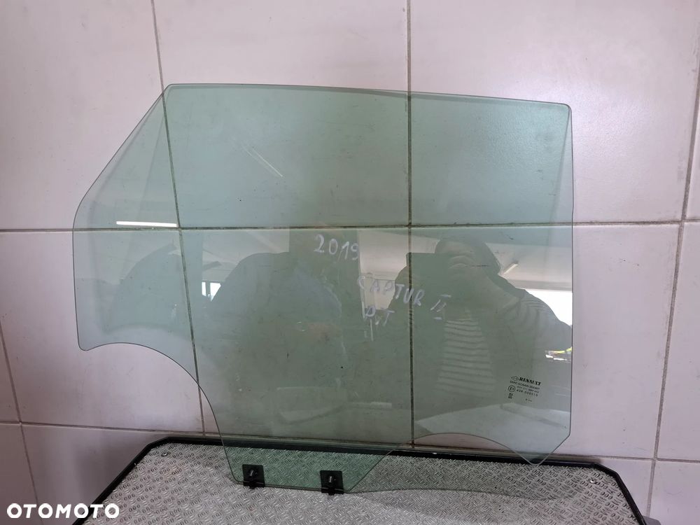 Szyba drzwi prawy tył Renault Captur II 2019 rok - 1