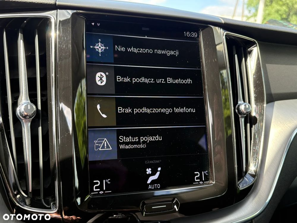 Volvo XC 60 B4 B Momentum - 15