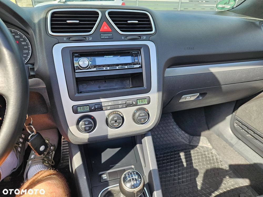 Volkswagen Eos 2.0 FSI Individual Chrom - 13
