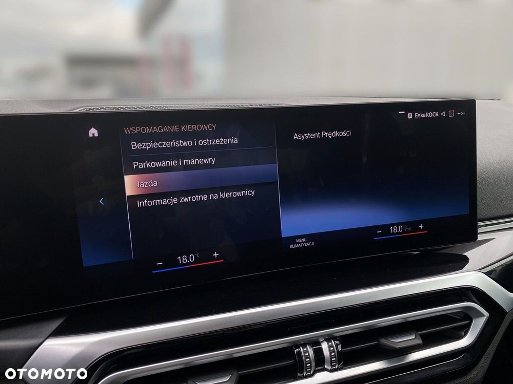 BMW Seria 3 318d mHEV - 28