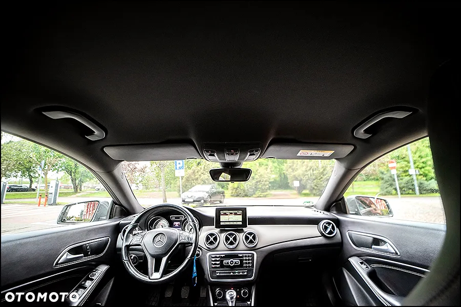 Mercedes-Benz CLA - 17