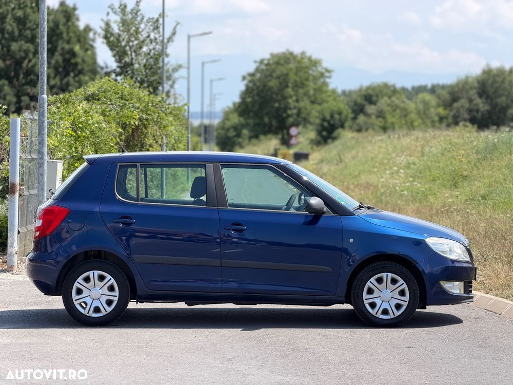 Skoda Fabia 1.2 HTP Classic - 2