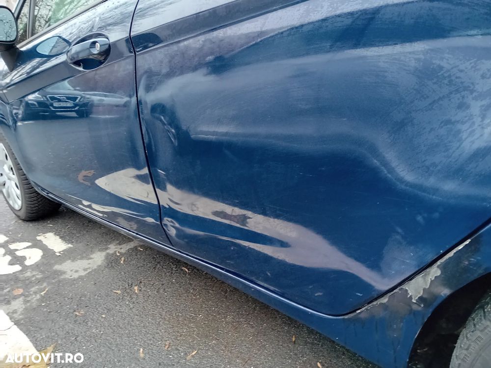 Ford Fiesta 1.5 TDCi DPF Titanium - 19