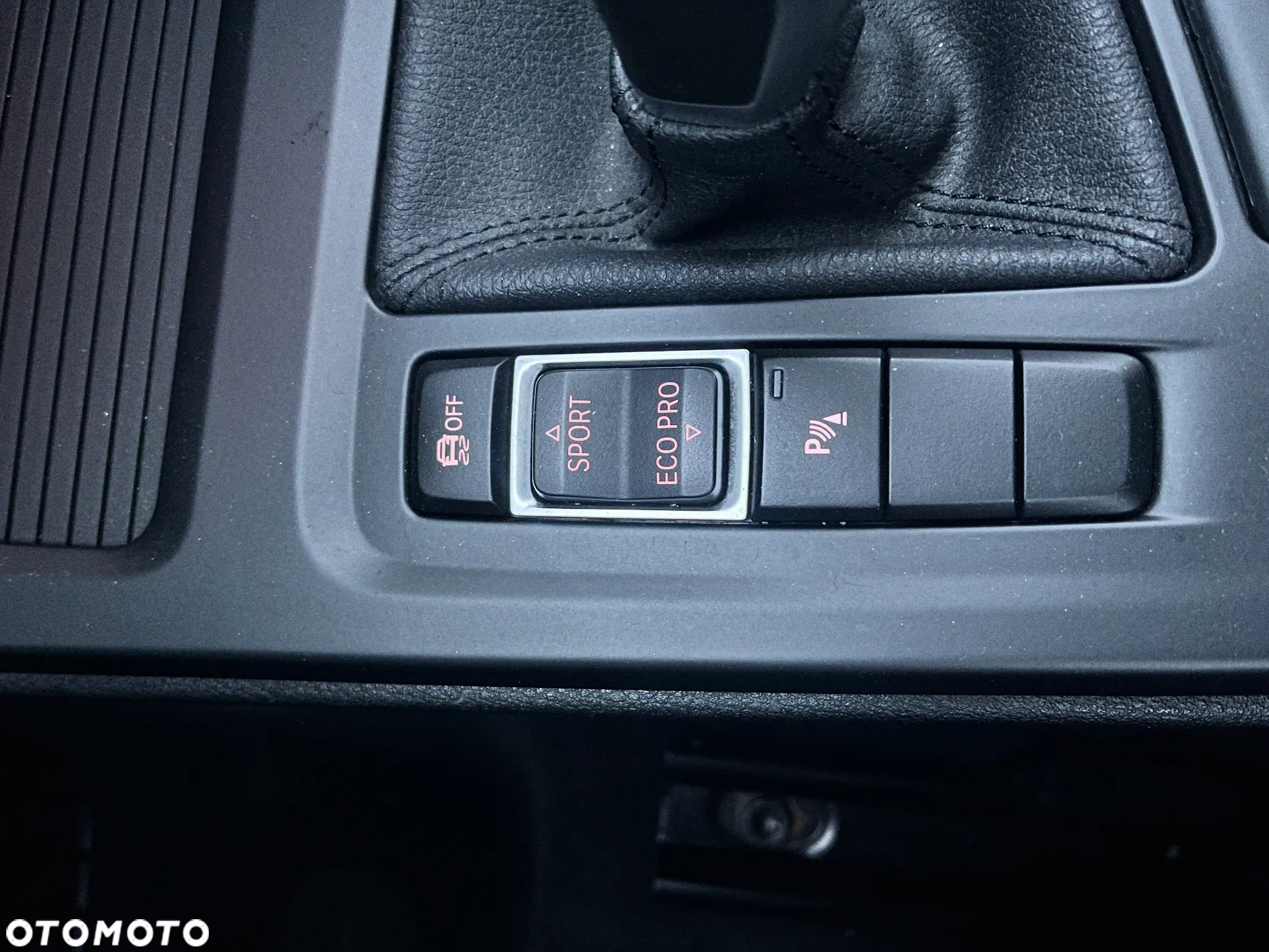 BMW X1 sDrive18i Business Edition - 27