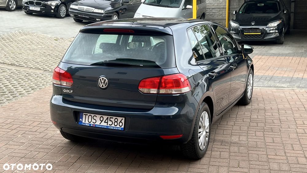 Volkswagen Golf 1.6 Comfortline - 17