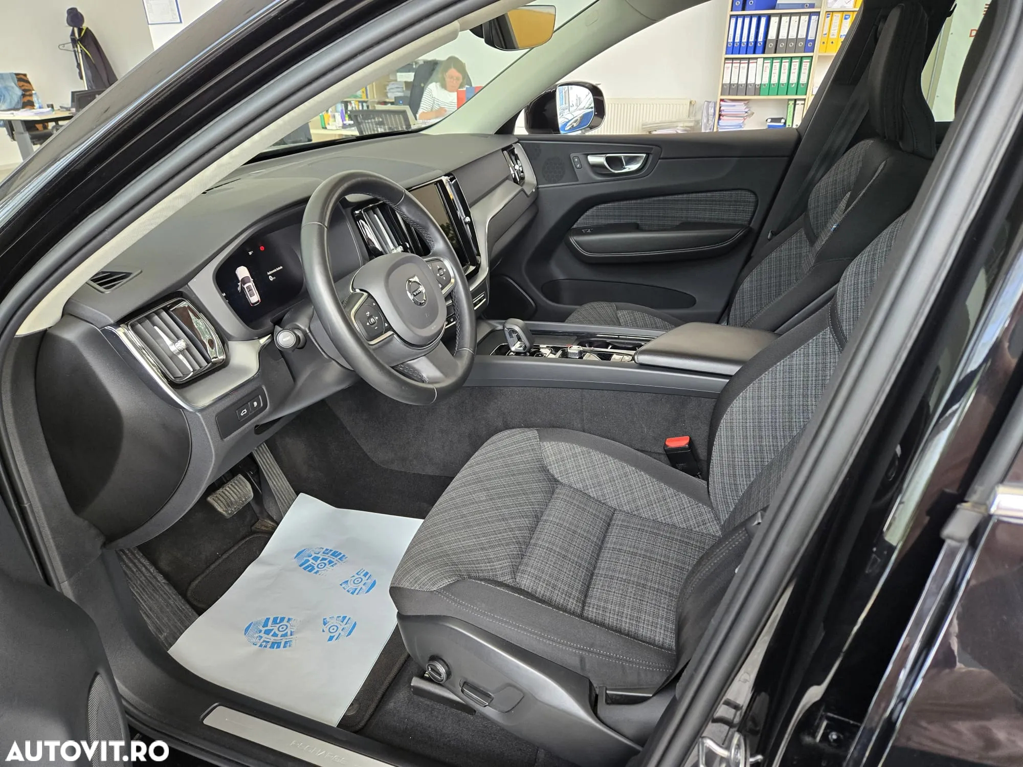 Volvo XC 60 Recharge T6 AWD AT Core - 4