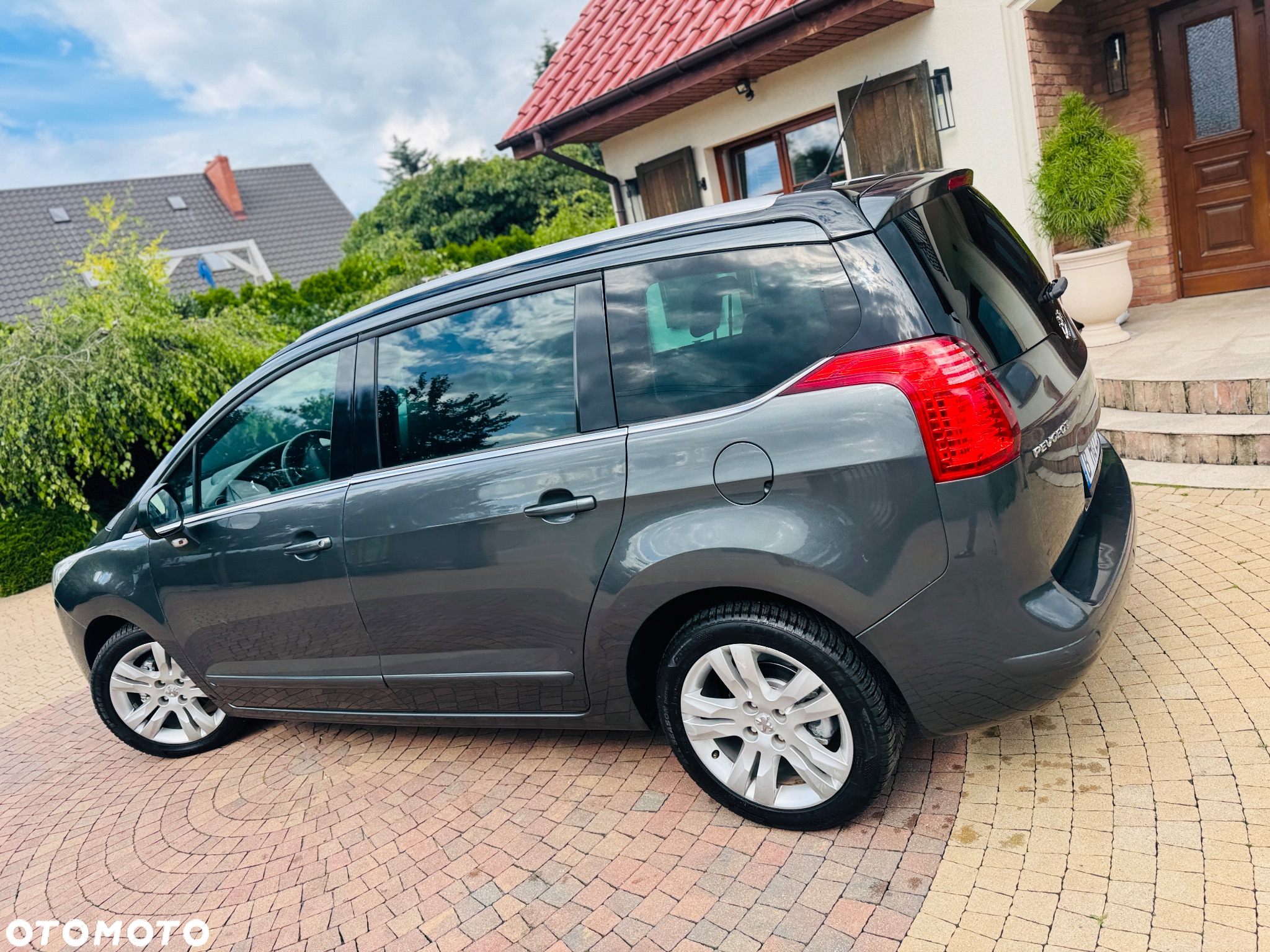 Peugeot 5008 1.6 e-HDi Active S&S 7os - 17
