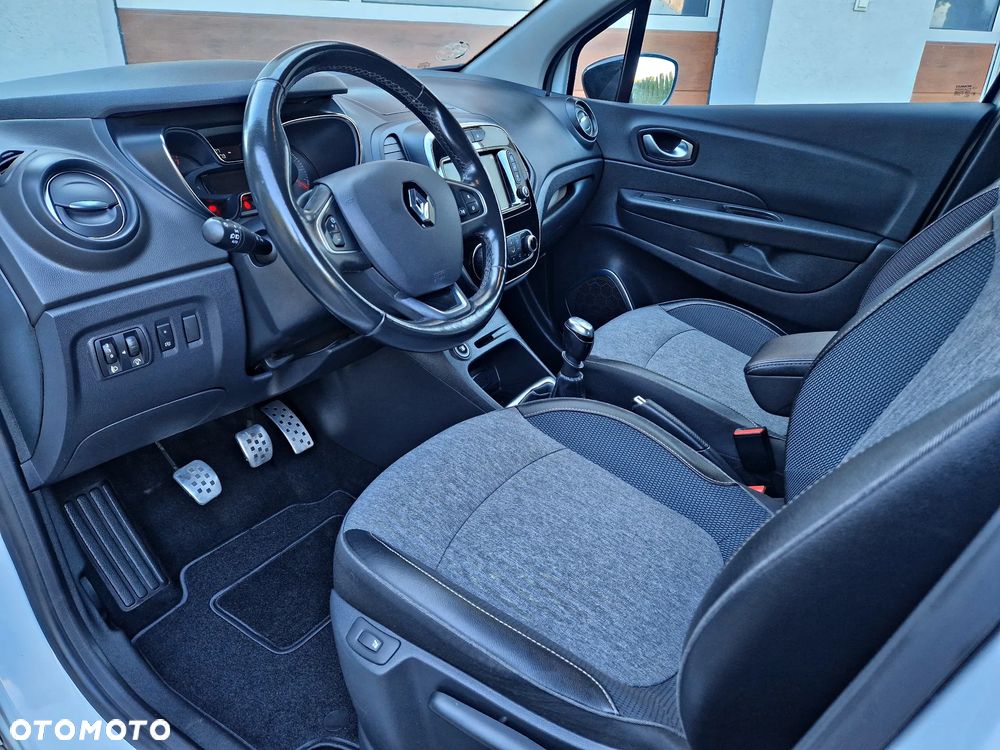 Renault Captur - 23