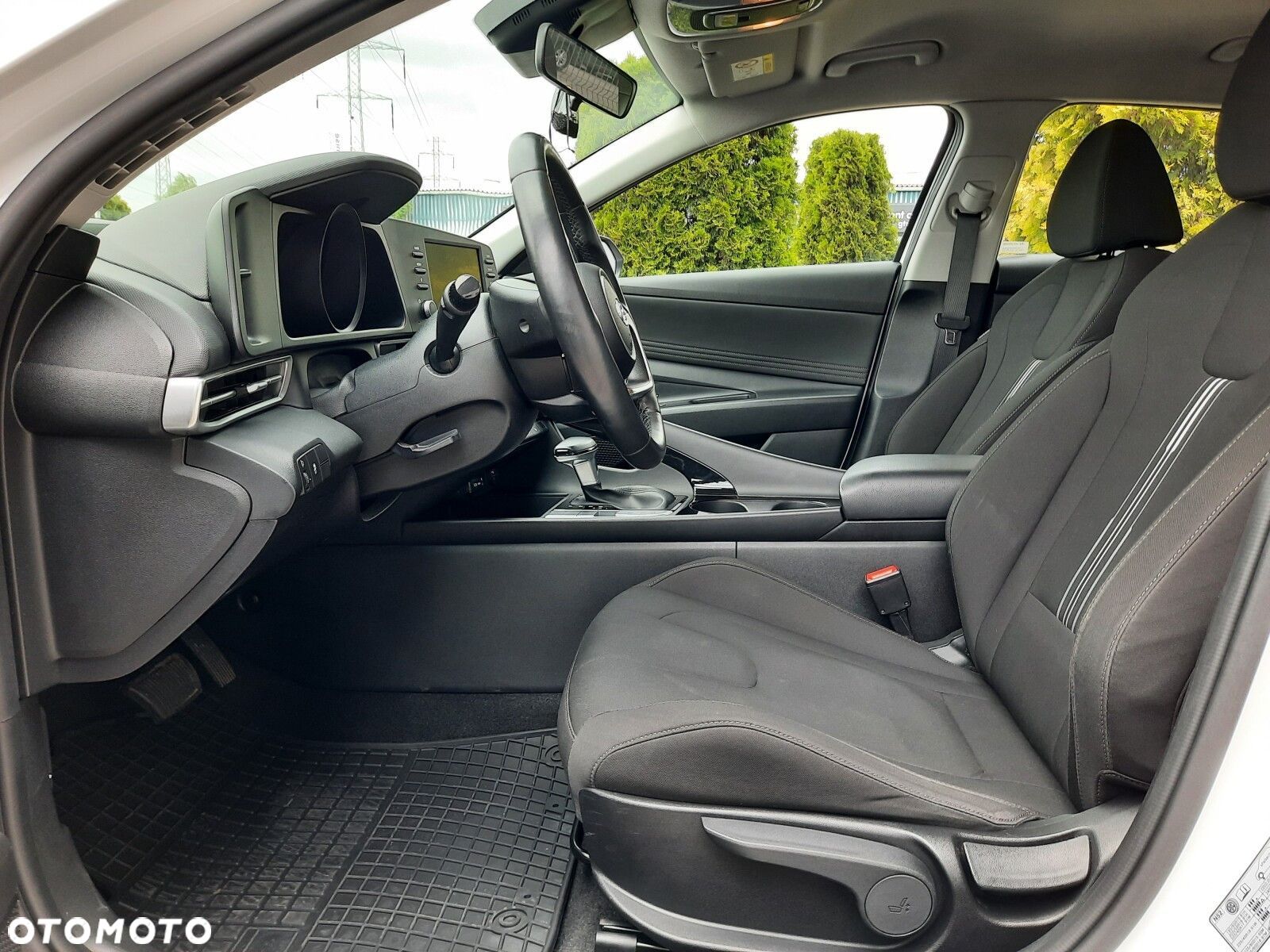 Hyundai Elantra 1.6 Smart CVT - 10
