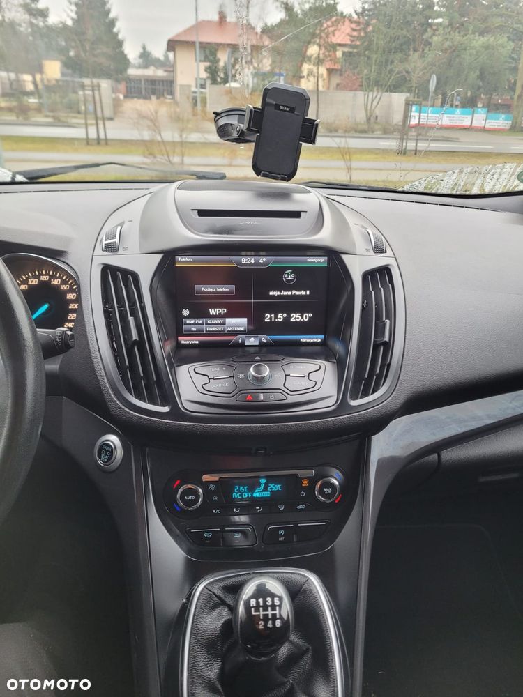 Ford Kuga 2.0 TDCi 2x4 Titanium - 9