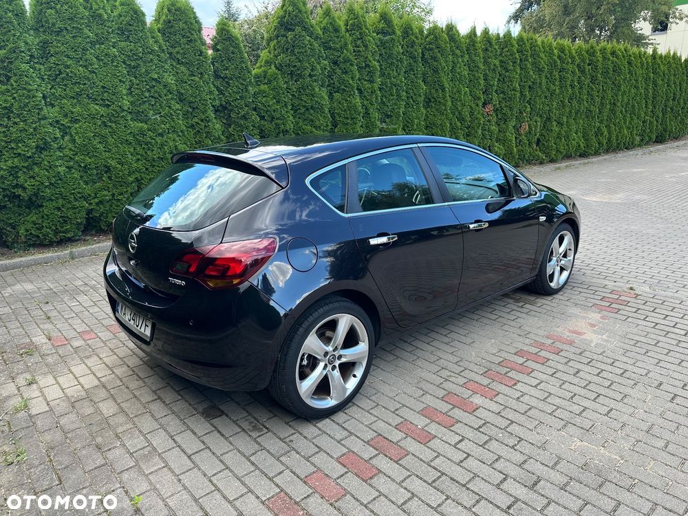 Opel Astra - 1