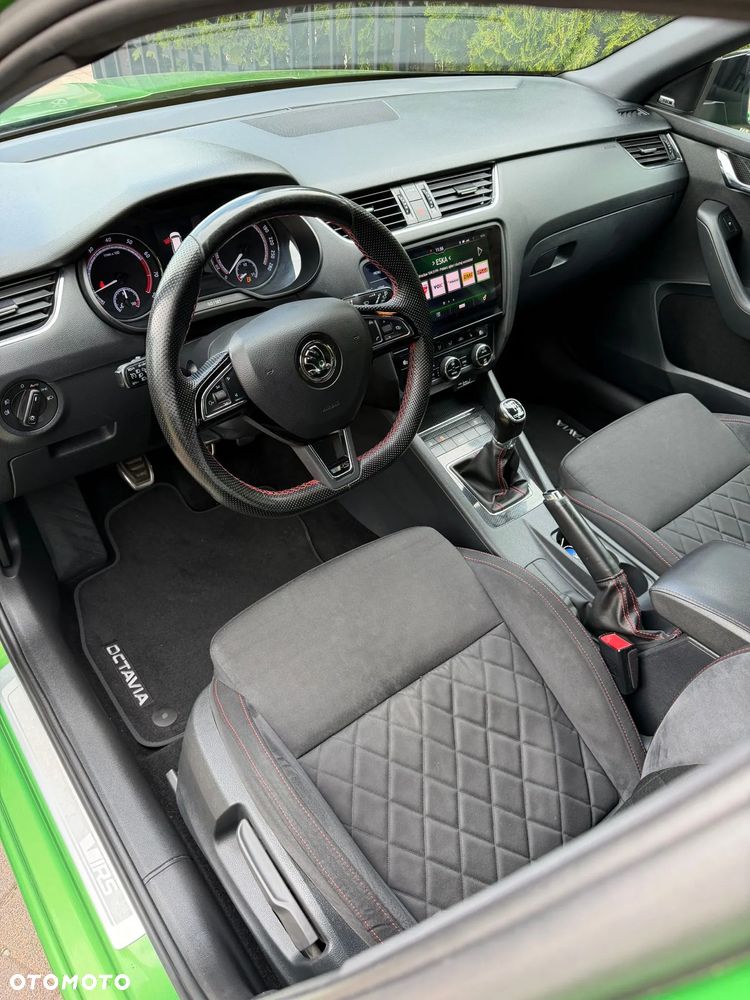 Skoda Octavia 2.0 TSI RS 230 - 5