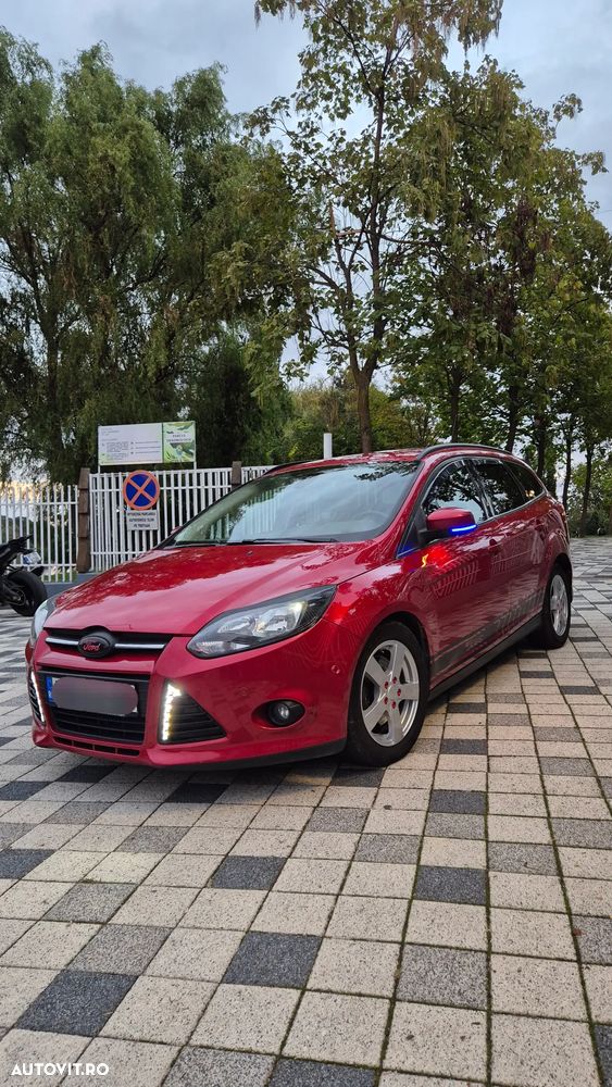 Ford Focus 2.0 TDCi DPF Powershift Titanium - 26