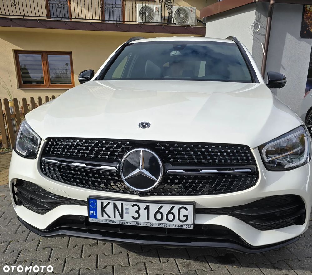 Mercedes-Benz GLC 300 d 4-Matic - 2