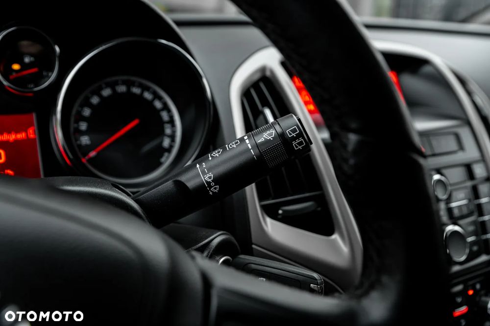 Opel Astra 1.4 Turbo Automatik - 31