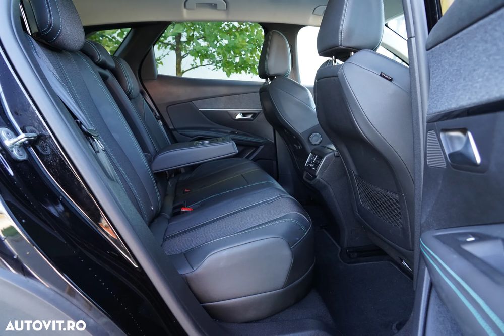 Peugeot 3008 Plug-In Hybrid 225 e-EAT8 Allure Pack - 15