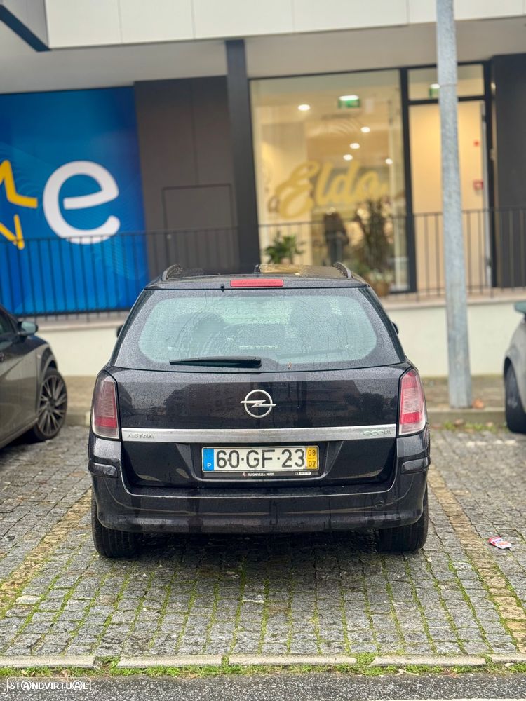 Opel Astra 1.3 CDTI Cosmo - 4
