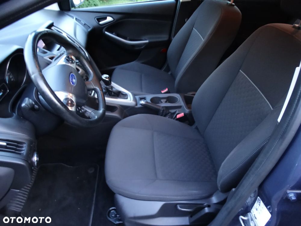 Ford Focus - 11