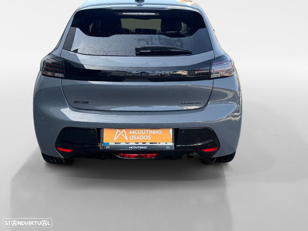 Peugeot 208 - 4