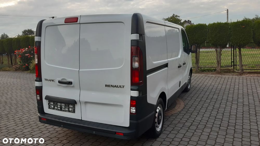 Renault Trafic - 28