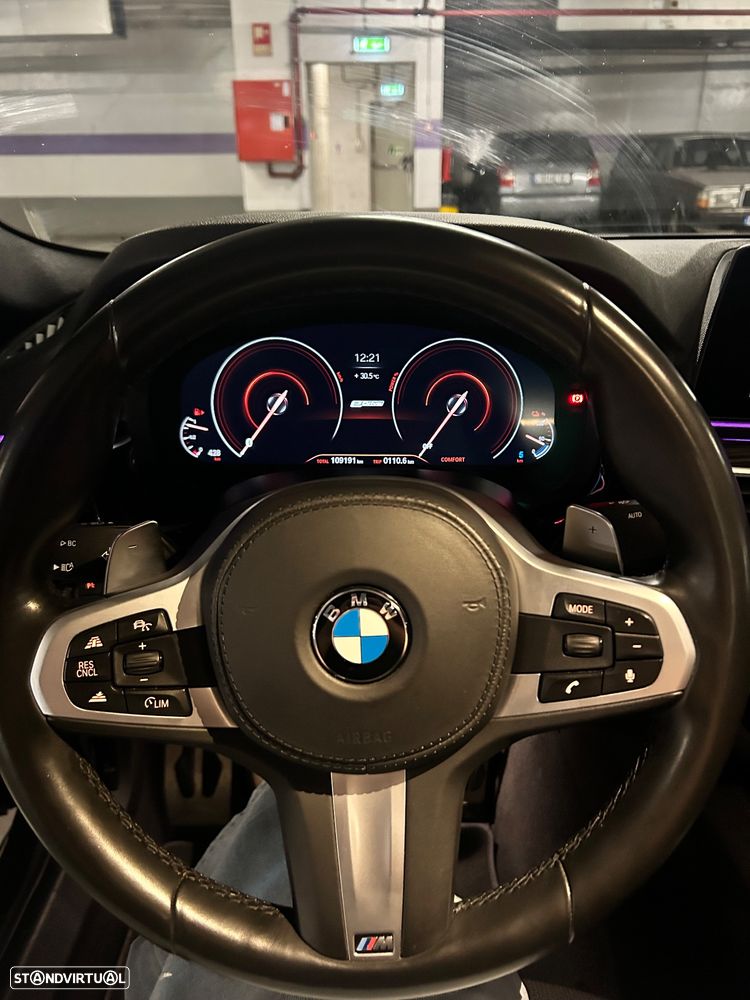 BMW 530 e iPerformance Pack M - 10