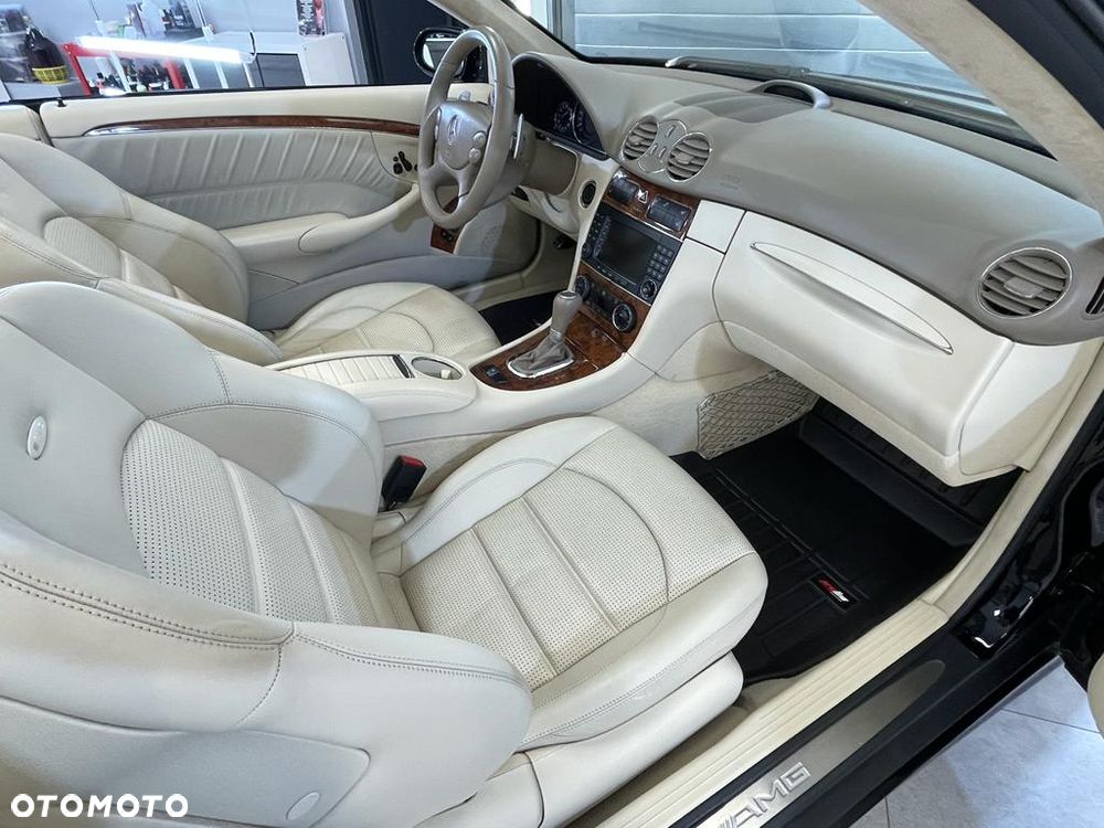Mercedes-Benz CLK - 20