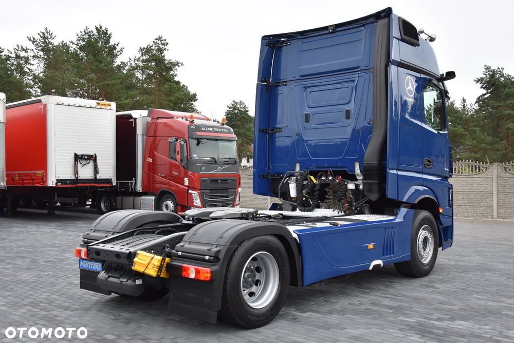 Mercedes-Benz ACTROS GIGASPACE / MP5 / 1848 / KLIMA POST. / XENON / VIRTUAL COCPIT / NAVI / SERWISOWANY W ASO MB / SALON PL / FULL WERSJA / JAK NOWY - 9