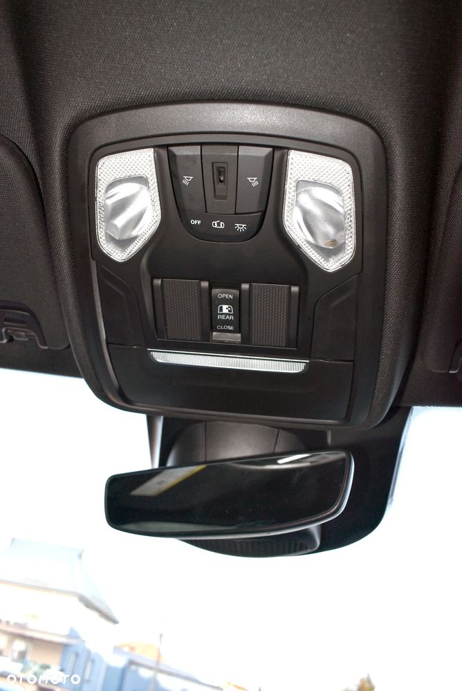 Dodge RAM - 25