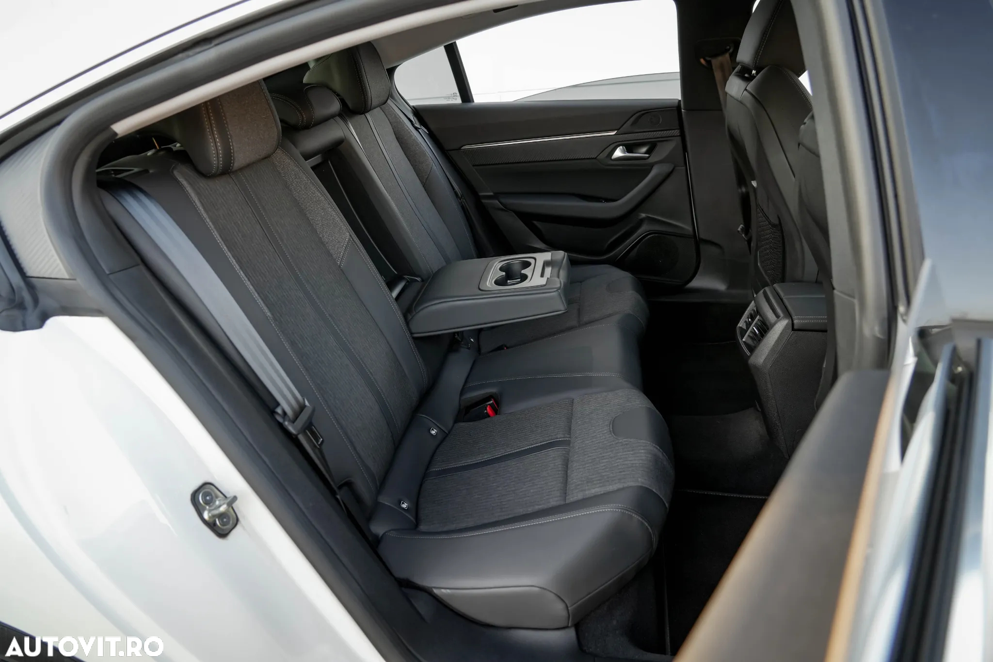 Peugeot 508 1.5 BlueHDI S&S EAT8 Allure Pack - 16