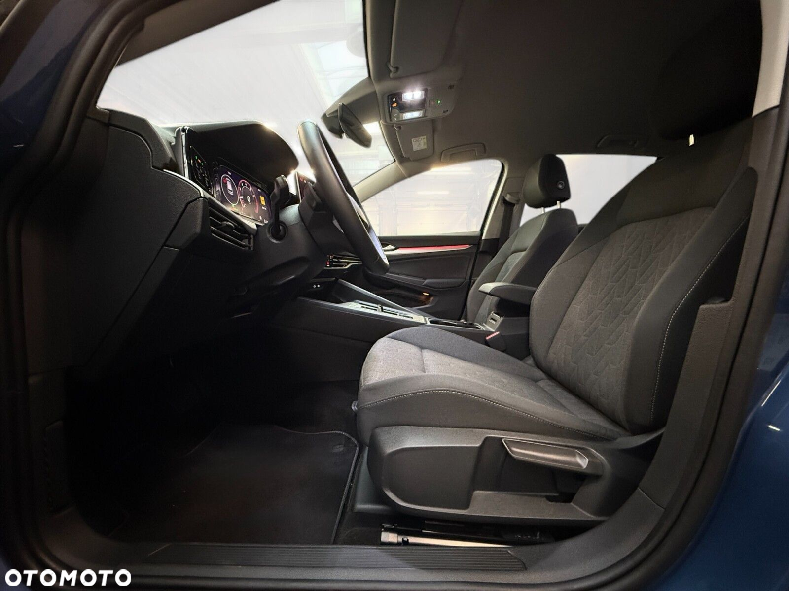 Volkswagen Golf - 20