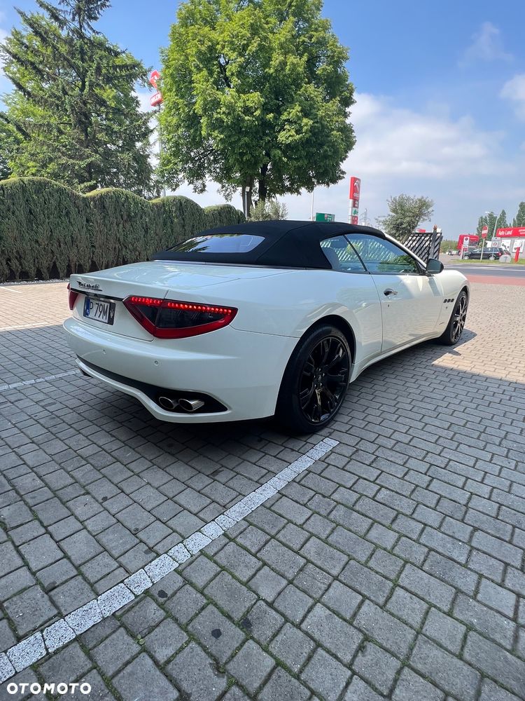 Maserati GranTurismo S Automatik - 5