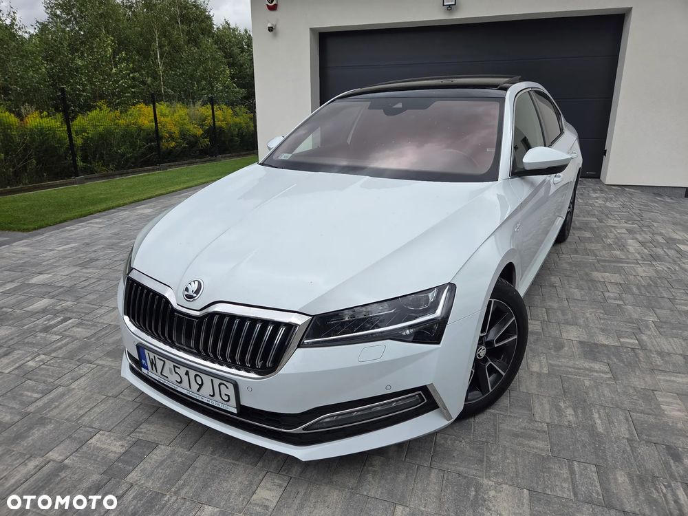 Skoda Superb 2019 photo 2