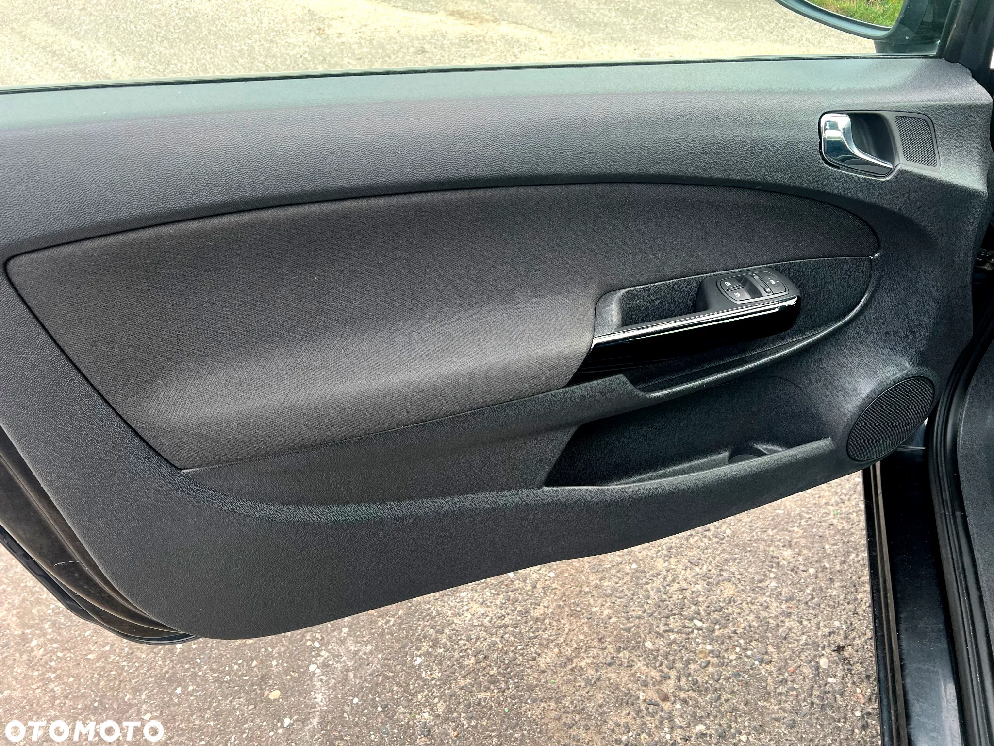 Opel Corsa - 12