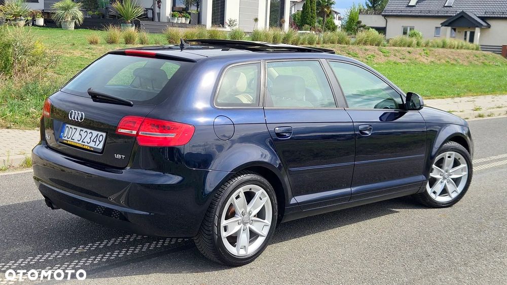 Audi A3 Sportback 1.8 TFSI S tronic S line Sportpaket Plus - 4