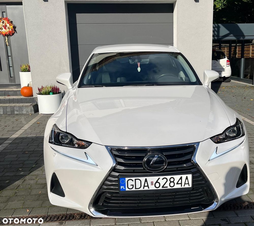 Lexus IS 200t Elite - 7