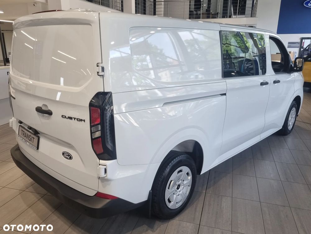 Ford Transit Custom - 8