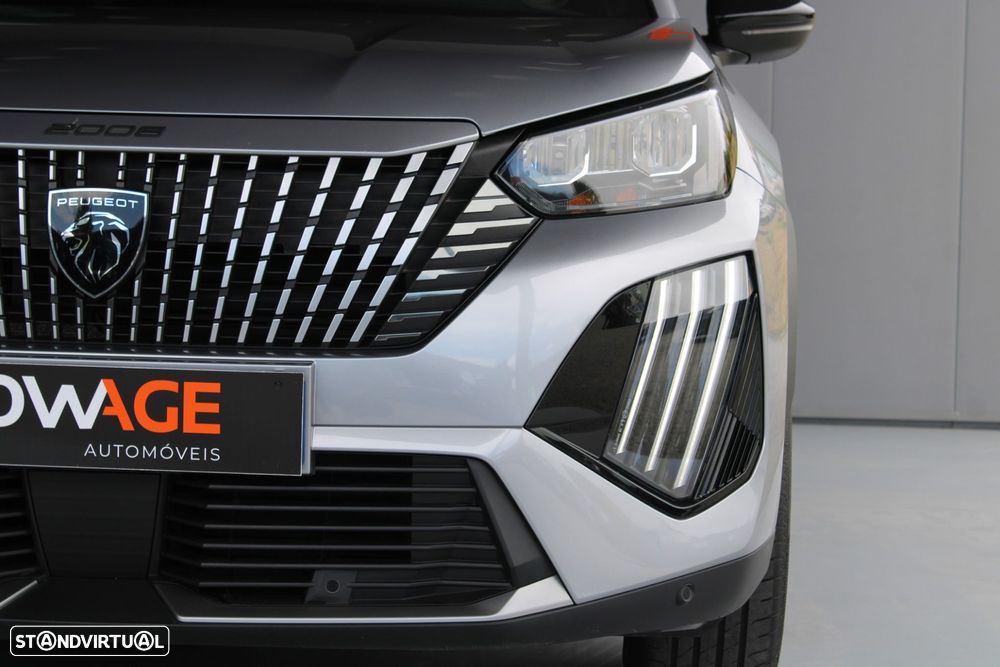 Peugeot 2008 1.2 PureTech Allure Pack - 32
