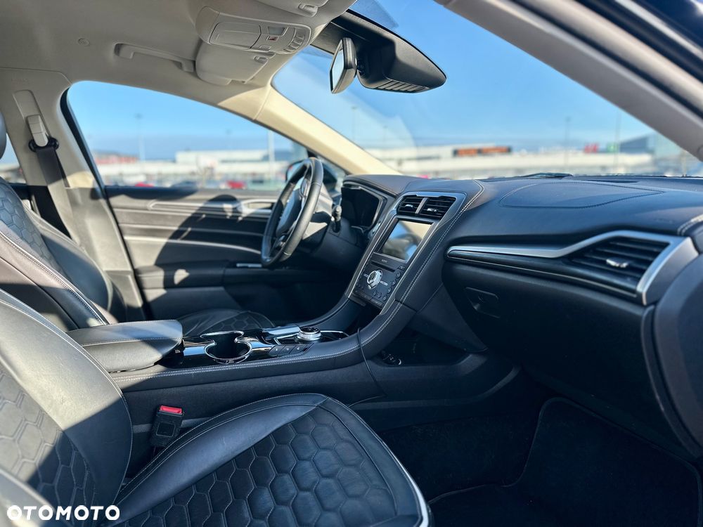 Ford Mondeo 2.0 EcoBlue Vignale Plus - 13