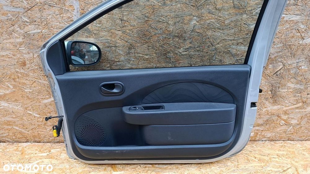DRZWI PRAWE PASAŻERA TEB69 RENAULT TWINGO II 2 2012 1.2B LIFT - 4