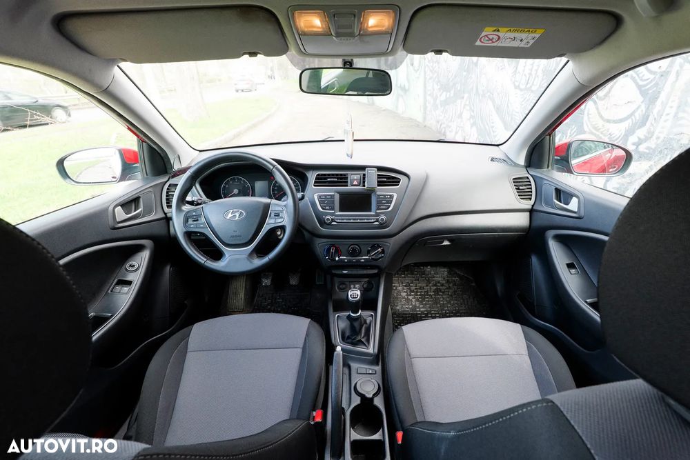 Hyundai i20 1.2 L 84CP 5DR Comfort - 4