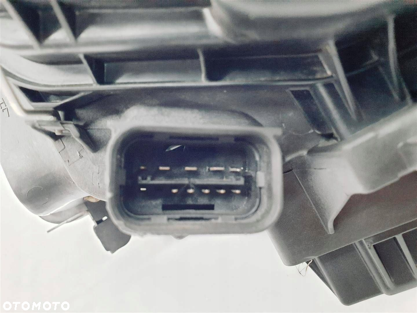 BMW 1 E87 E81 E82 LCI LIFT 08-11r PRAWA LAMPA PRZÓD XENON ORY EU - 11