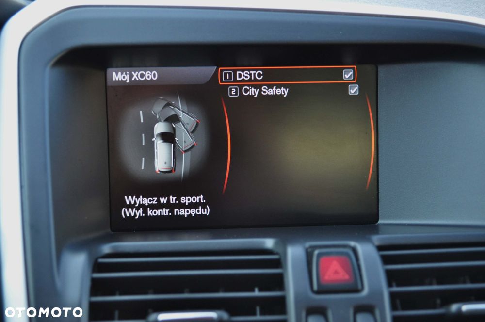 Volvo XC 60 D3 Momentum - 21